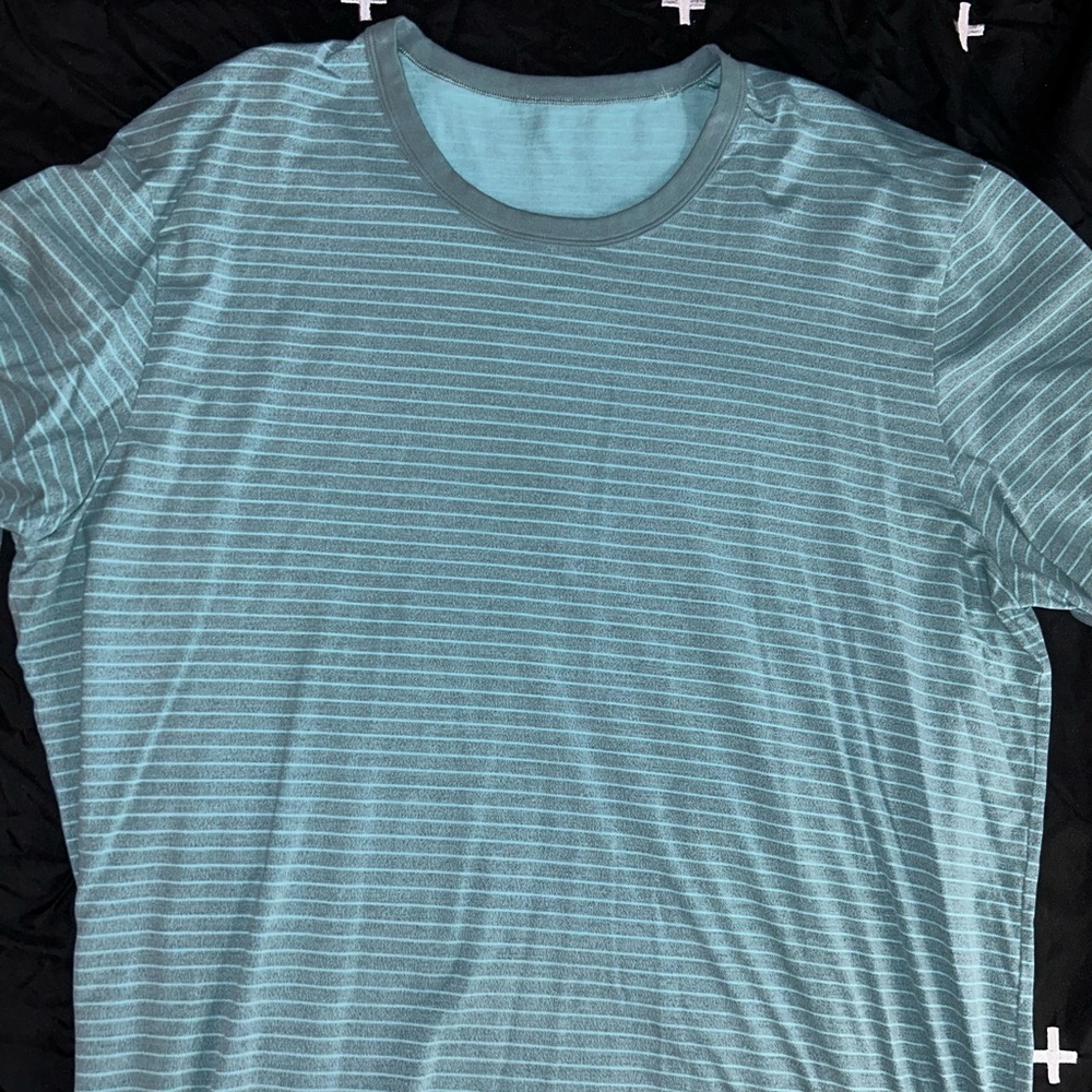 lululemon athletica Green Short Sleeve Tee